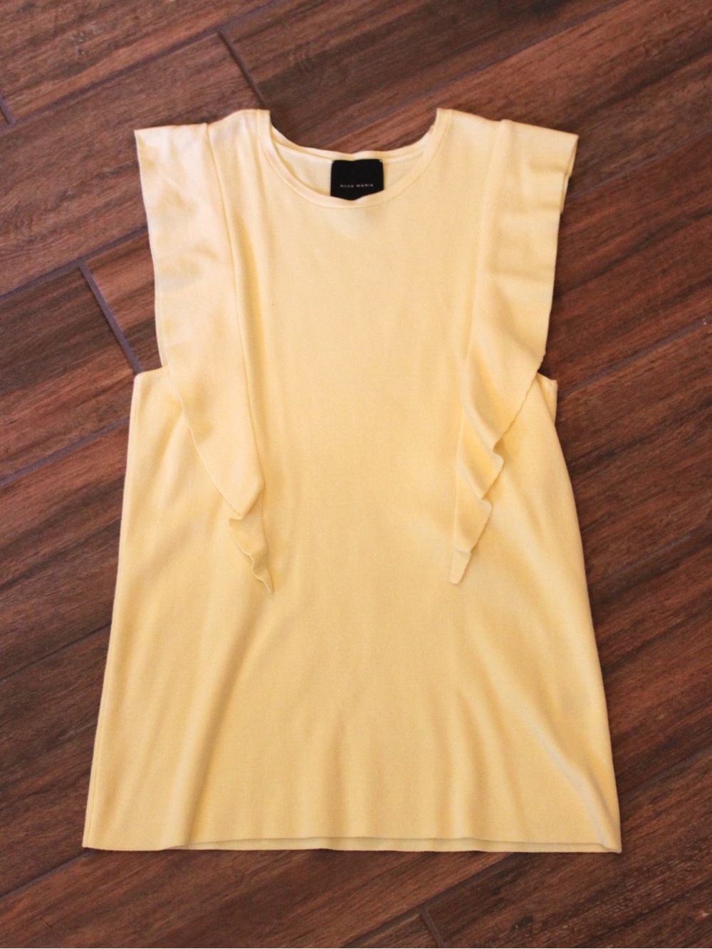 Alex Marie Ruffle Tank Top | Small